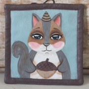 SquirrelAcornIcon